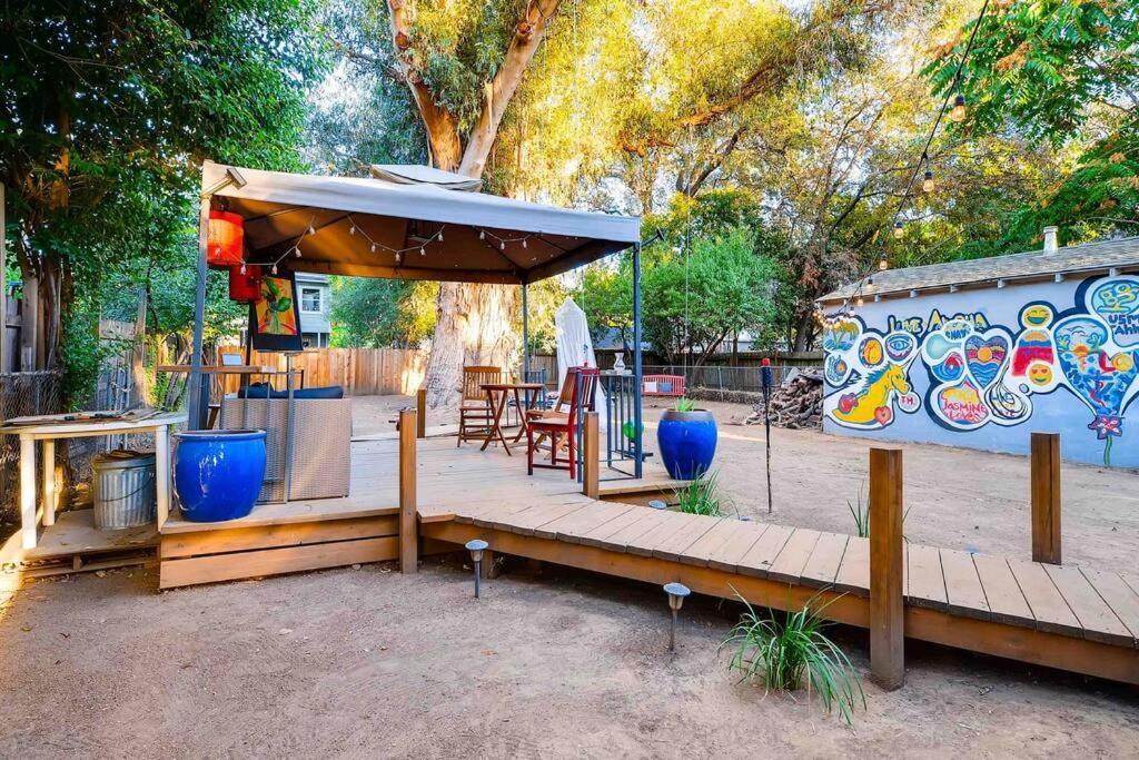 Holiday home Smart Eclectic Art House Near The Beat